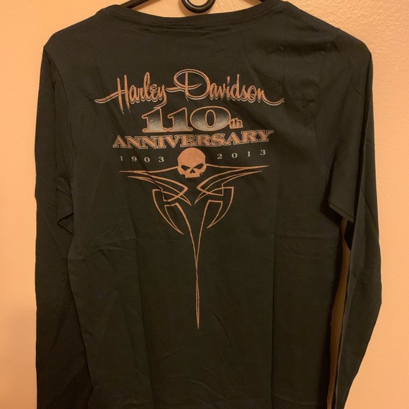 Harley Davidson women’s long sleeve 110th year - Picture 2 of 2